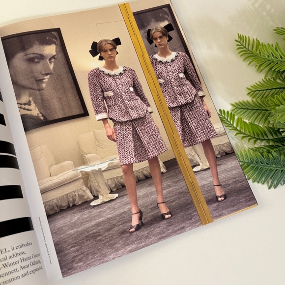 CHANEL 31 RUE CAMBON Fashion 2024 Issue 28 Catalog - Picture 6 of 10